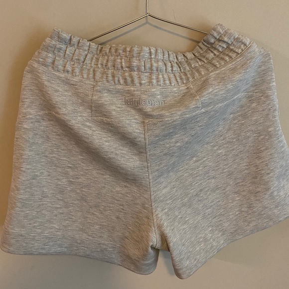 LULULEMON SHORTS - Picture 4 of 4
